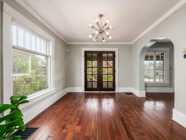 306 E Jenkins Avenue, Columbus, OH 43207