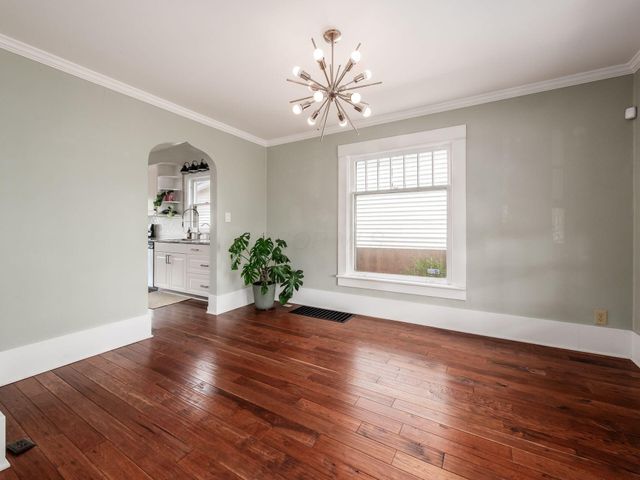 306 E Jenkins Avenue, Columbus, OH 43207