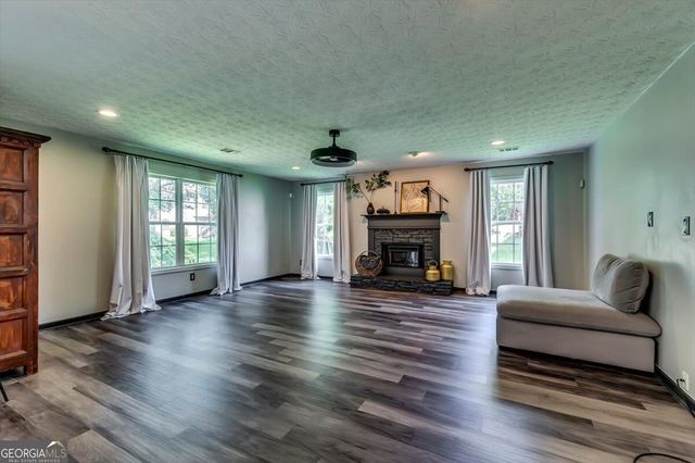 1616 Tusk Trail NE, Conyers, GA 30012