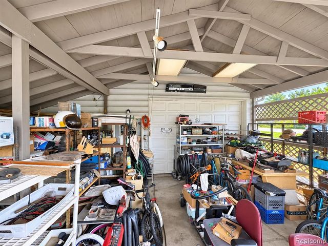 47840 Ford Road, Canton, MI 48187
