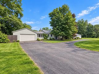 47840 Ford Road, Canton, MI 48187