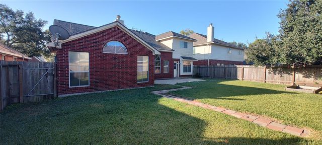 4127 N Nolan Place, Pearland, TX 77584