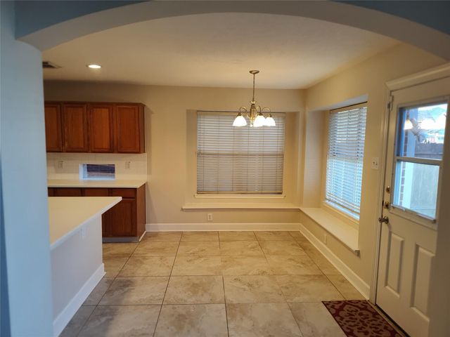 4127 N Nolan Place, Pearland, TX 77584