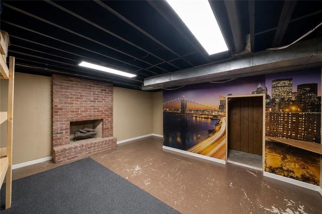 5136 Reeds Road, Mission, KS 66202