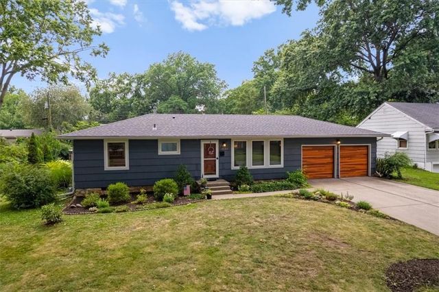 5136 Reeds Road, Mission, KS 66202
