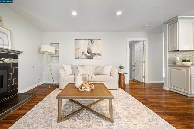 1541 Longford Ct, Walnut Creek, CA 94598