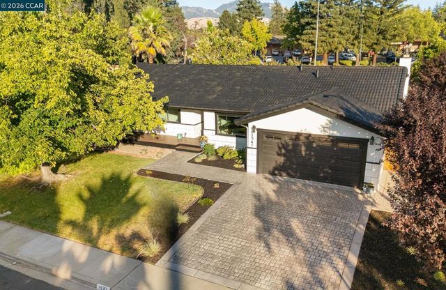 1541 Longford Ct, Walnut Creek, CA 94598