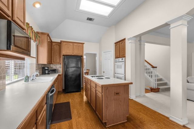 8117 Sun Meadows Court, Fort Worth, TX 76123