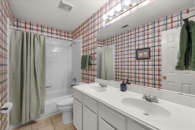 8117 Sun Meadows Court, Fort Worth, TX 76123