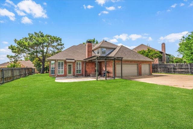8117 Sun Meadows Court, Fort Worth, TX 76123