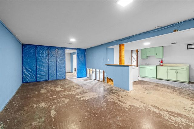 604 W Lee Street, Plano, IL 60545