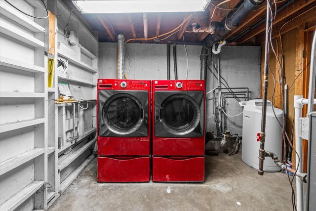 604 W Lee Street, Plano, IL 60545