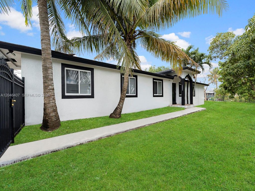 26650 SW 138th Ct 26652, Homestead, FL 33032