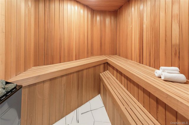 1 Osprey Court, Belle Terre, NY 11777