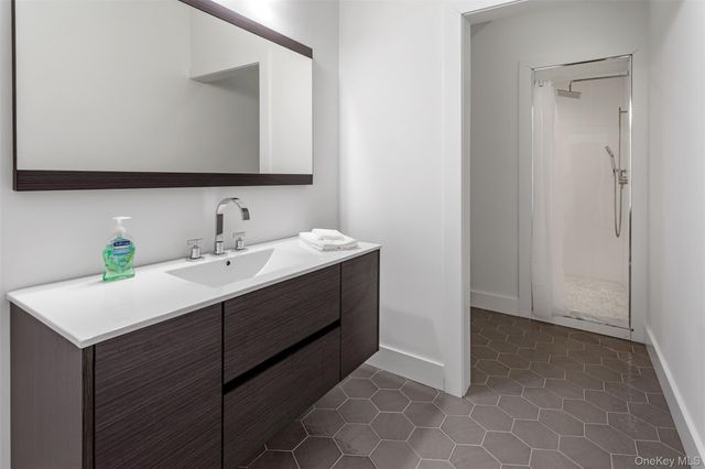 1 Osprey Court, Belle Terre, NY 11777