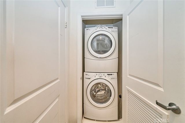 931 E Walnut 607, Pasadena, CA 91106