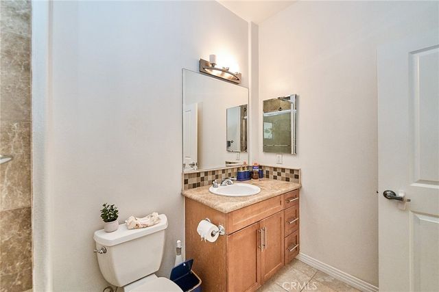 931 E Walnut 607, Pasadena, CA 91106