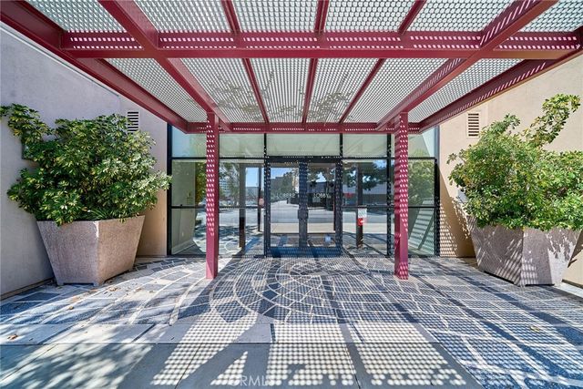 931 E Walnut 607, Pasadena, CA 91106