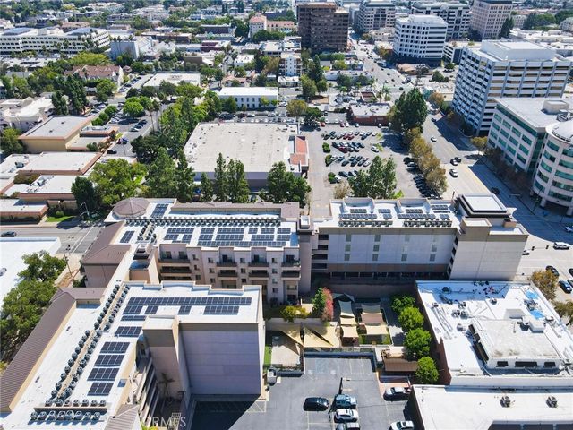 931 E Walnut 607, Pasadena, CA 91106