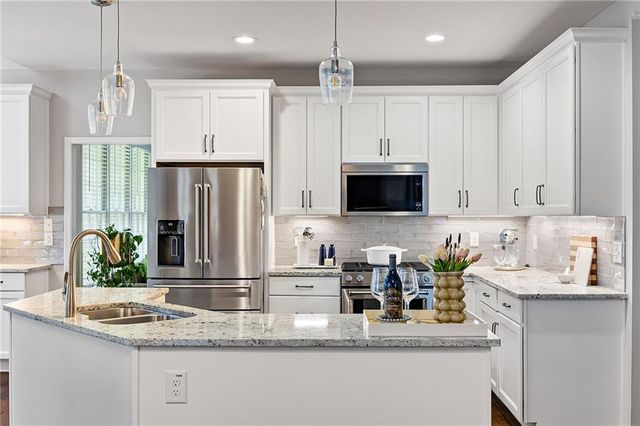 1078 Grand Oaks Glen NW, Marietta, GA 30064