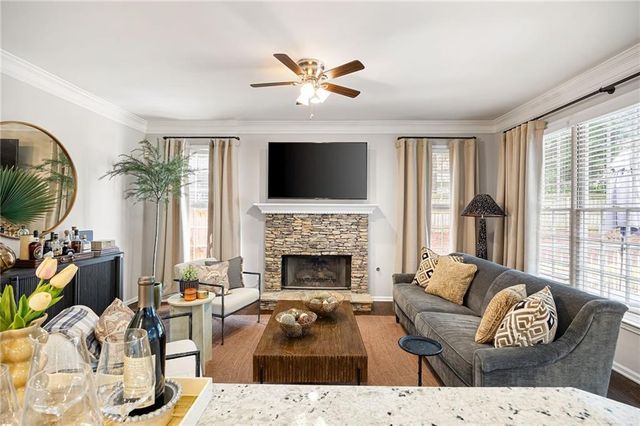 1078 Grand Oaks Glen NW, Marietta, GA 30064