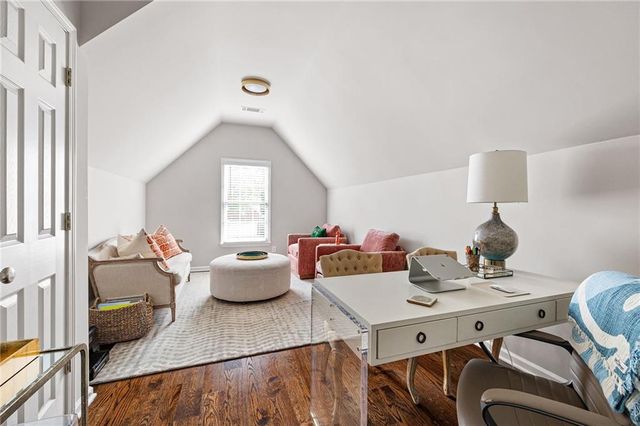 1078 Grand Oaks Glen NW, Marietta, GA 30064