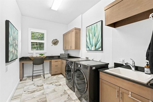804 CROSSWIND AVENUE, Sarasota, FL 34240