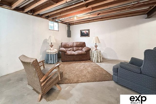 422 S 10th Street, Plattsmouth, NE 68048