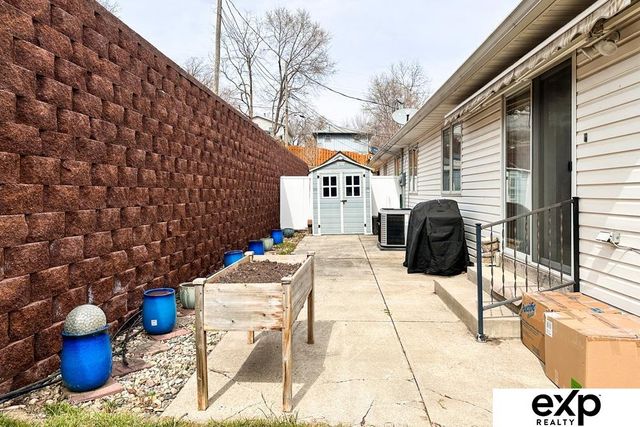 422 S 10th Street, Plattsmouth, NE 68048