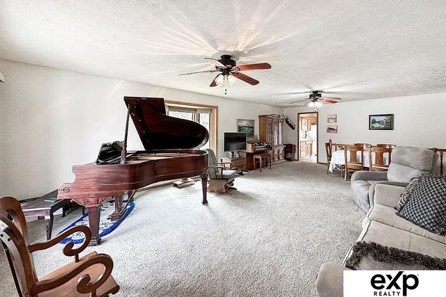 422 S 10th Street, Plattsmouth, NE 68048