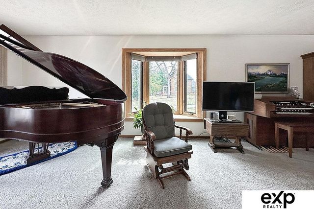 422 S 10th Street, Plattsmouth, NE 68048