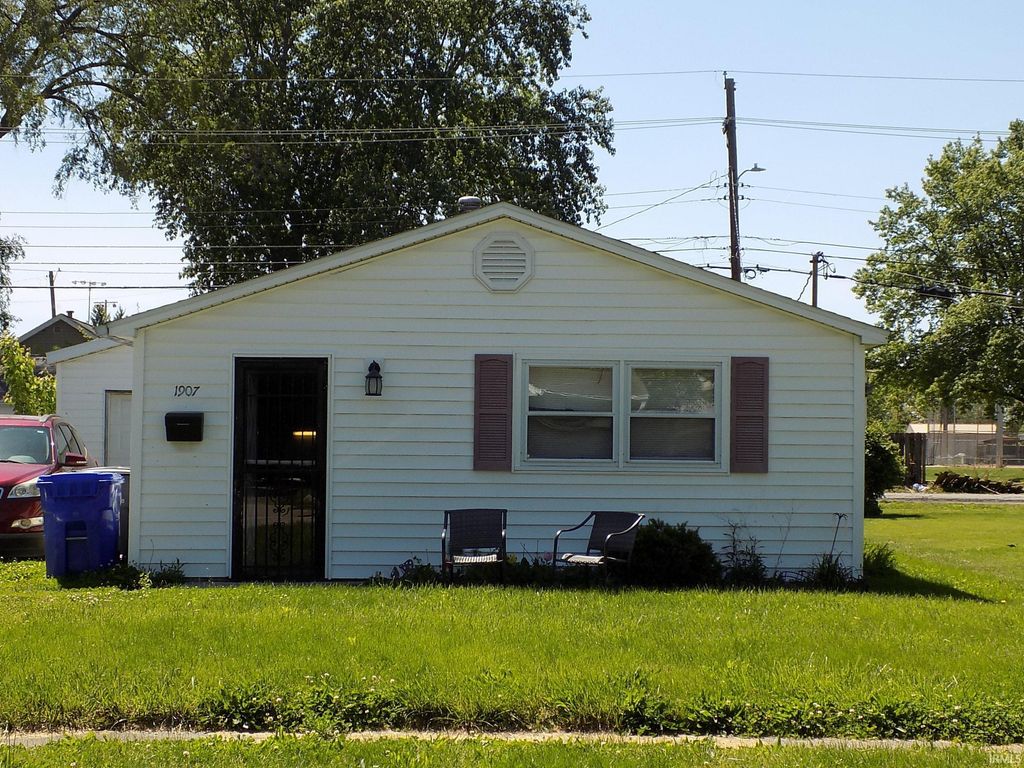 1907 N LINDSAY Street, Kokomo, IN 46901