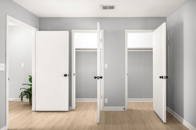 906 Lauren Ct, Nashville, TN 37217