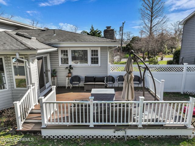 910 Somerset Drive, Toms River, NJ 08753