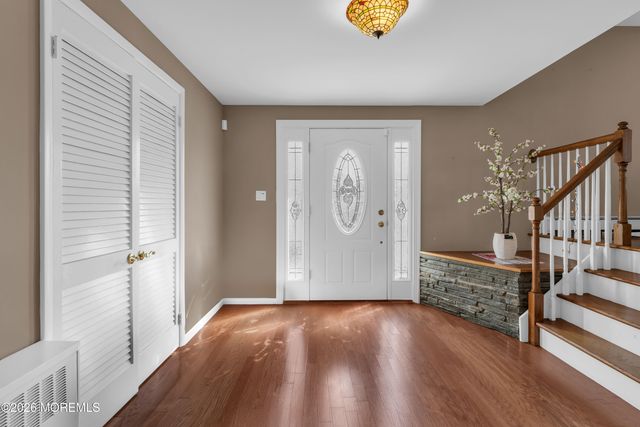 910 Somerset Drive, Toms River, NJ 08753