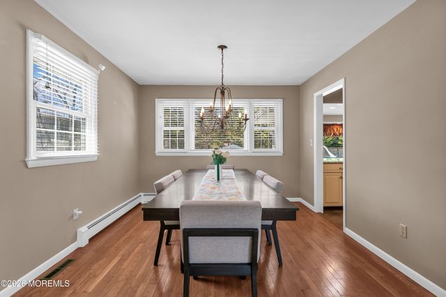 910 Somerset Drive, Toms River, NJ 08753