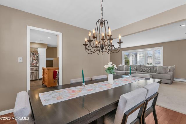 910 Somerset Drive, Toms River, NJ 08753