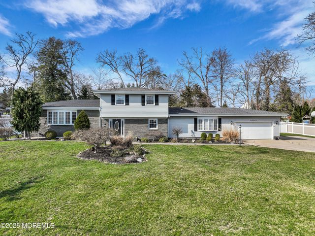 910 Somerset Drive, Toms River, NJ 08753