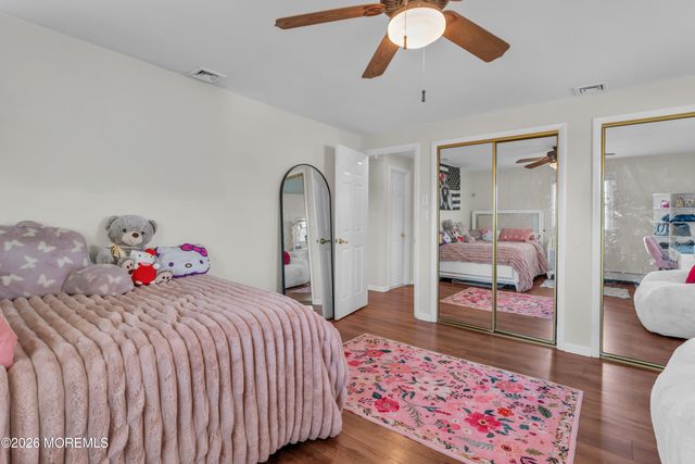 910 Somerset Drive, Toms River, NJ 08753