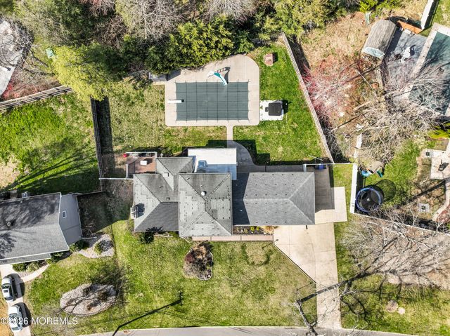 910 Somerset Drive, Toms River, NJ 08753