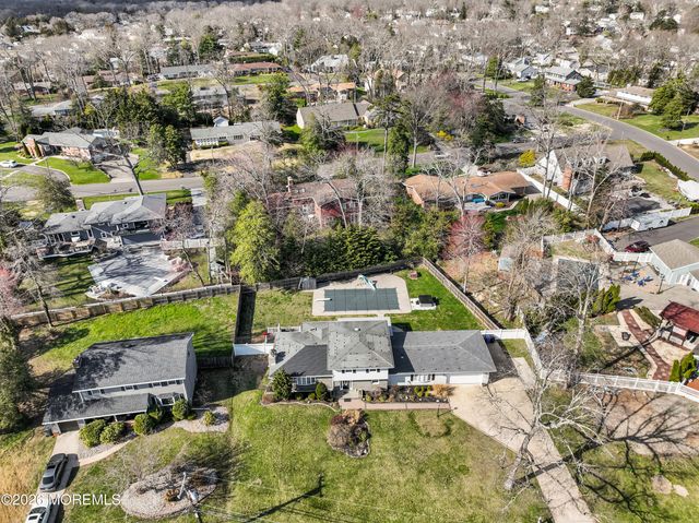 910 Somerset Drive, Toms River, NJ 08753