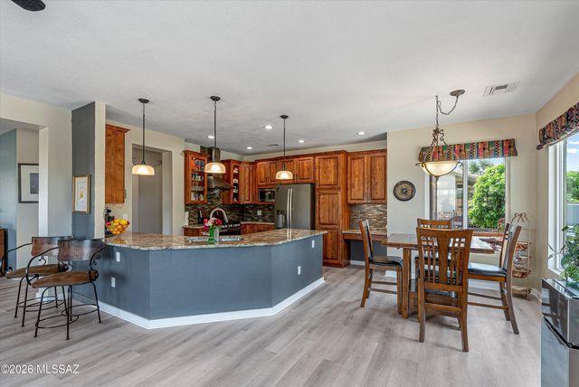 2443 E Nasturtium Street, Oro Valley, AZ 85755