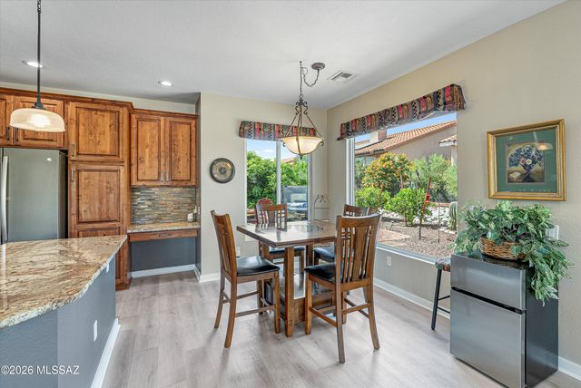 2443 E Nasturtium Street, Oro Valley, AZ 85755