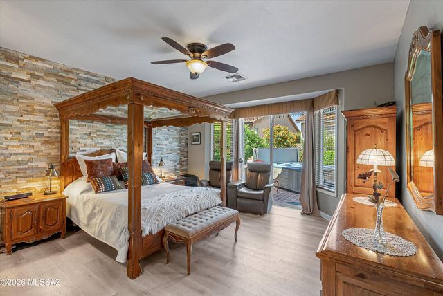 2443 E Nasturtium Street, Oro Valley, AZ 85755