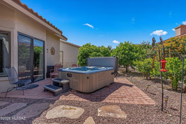 2443 E Nasturtium Street, Oro Valley, AZ 85755