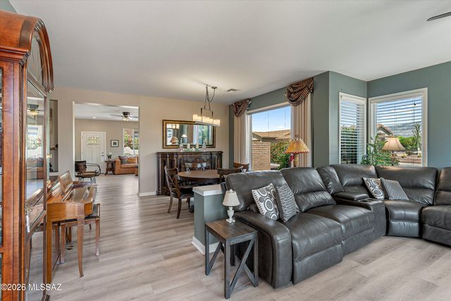 2443 E Nasturtium Street, Oro Valley, AZ 85755