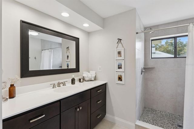 8606 S BAY DRIVE, Orlando, FL 32819