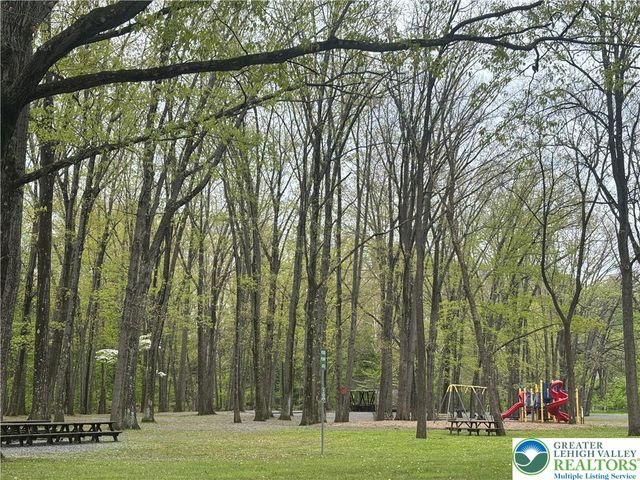 1601 Lieb Road, Easton, PA 18040