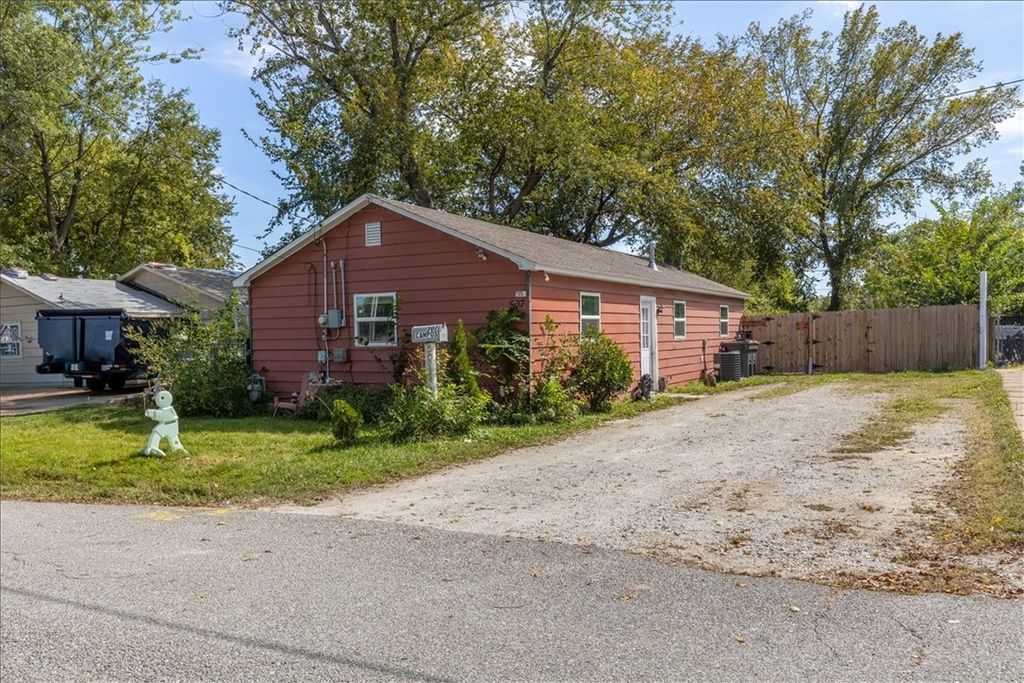 507 Charles Avenue, Springdale, AR 72764