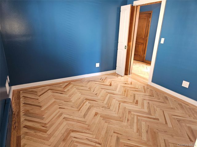 94 Briggs Avenue 1, Yonkers, NY 10701